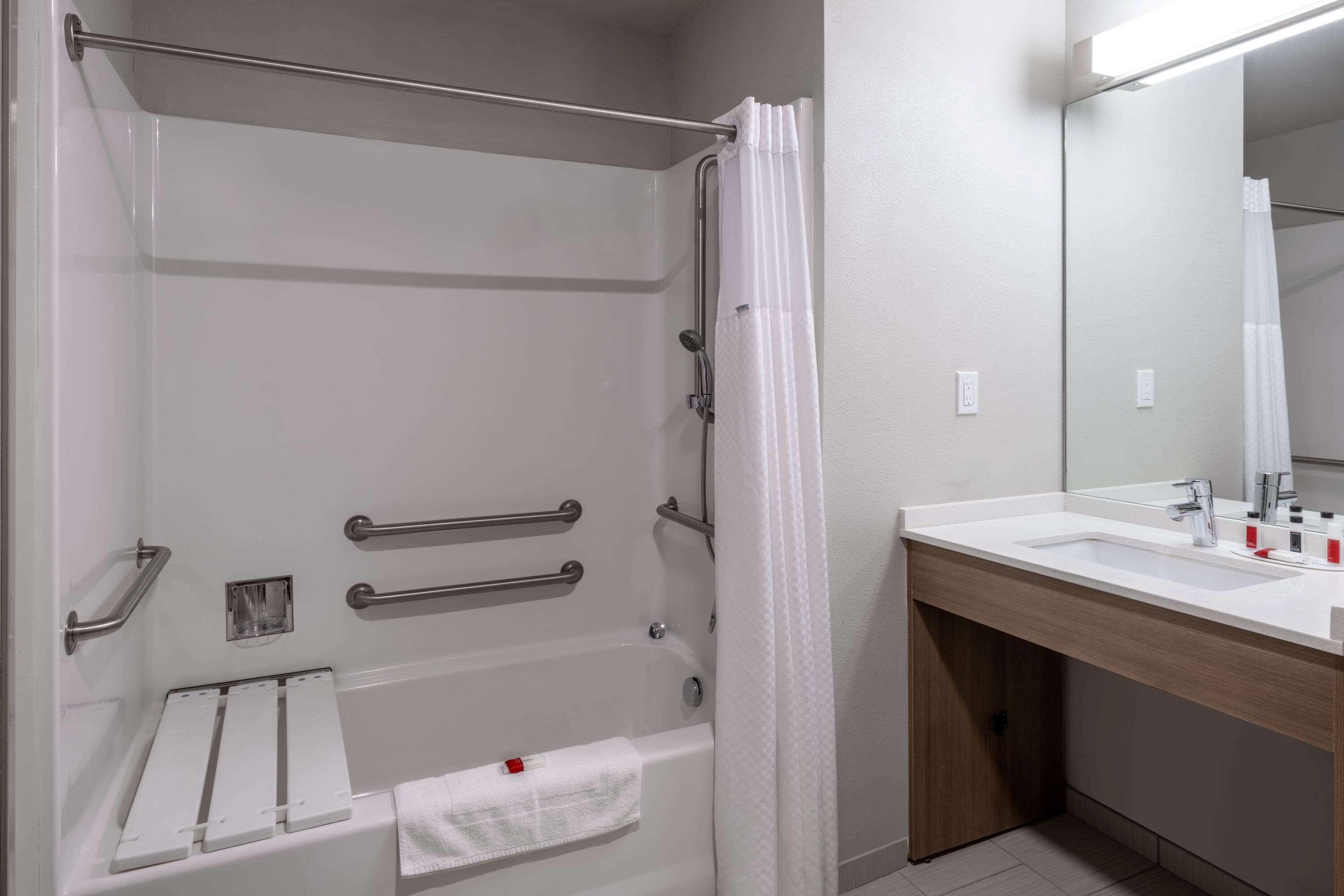 Microtel Inn & Suites By Wyndham Georgetown Lake Zewnętrze zdjęcie