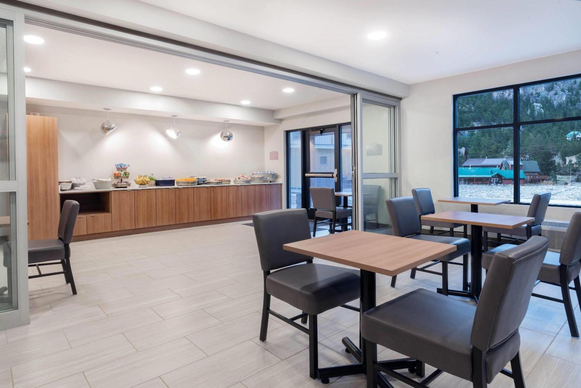 Microtel Inn & Suites By Wyndham Georgetown Lake Zewnętrze zdjęcie